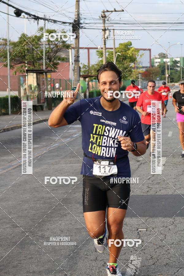 Achetez vos photos de l'vnementSantander Track&Field Run Series - Cidade Center Norte sur Fotop