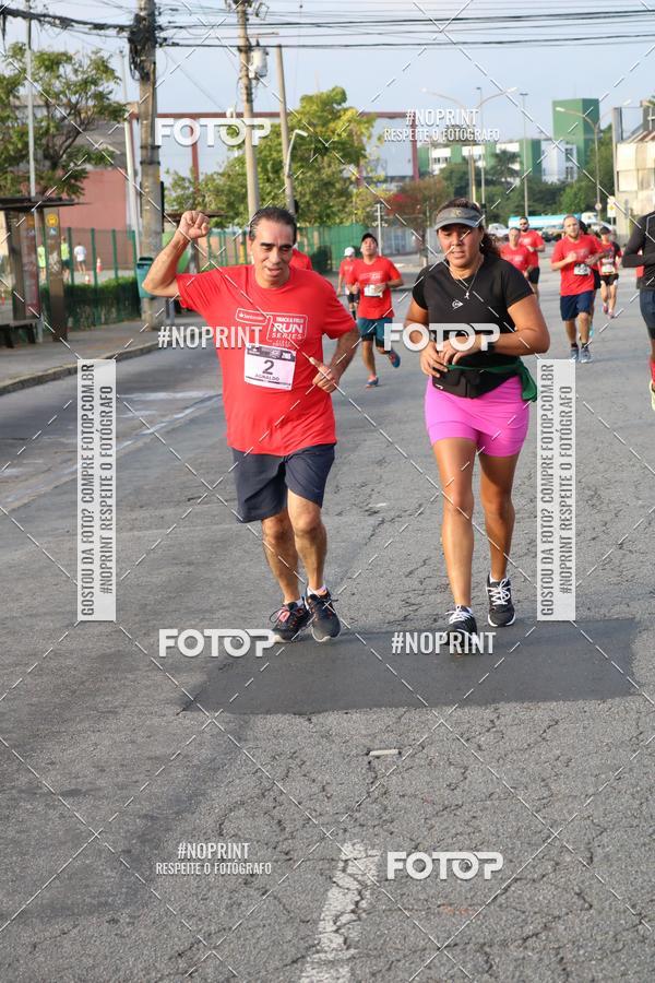Achetez vos photos de l'vnementSantander Track&Field Run Series - Cidade Center Norte sur Fotop
