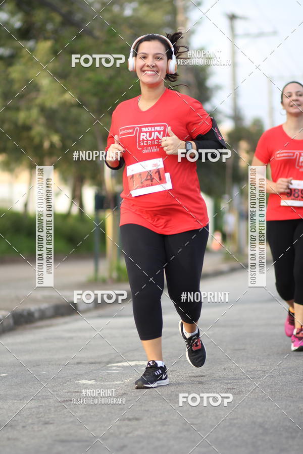 Compre suas fotos do eventoSantander Track&Field Run Series - Cidade Center Norte no Fotop