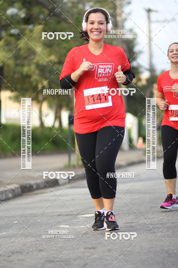 Compre suas fotos do eventoSantander Track&Field Run Series - Cidade Center Norte no Fotop