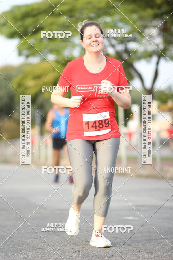 Achetez vos photos de l'vnementSantander Track&Field Run Series - Cidade Center Norte sur Fotop