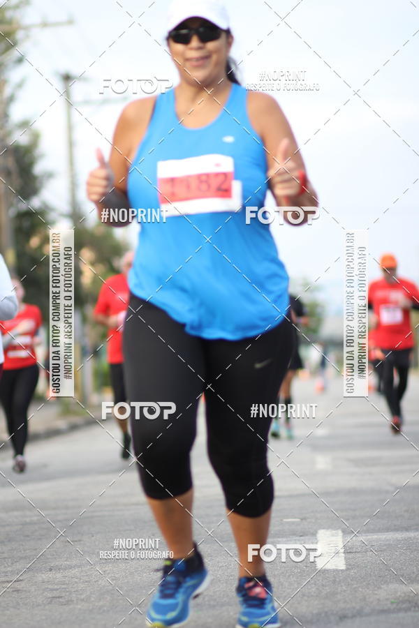 Achetez vos photos de l'vnementSantander Track&Field Run Series - Cidade Center Norte sur Fotop