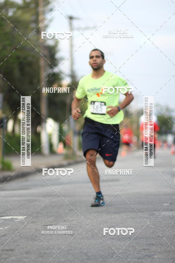Achetez vos photos de l'vnementSantander Track&Field Run Series - Cidade Center Norte sur Fotop