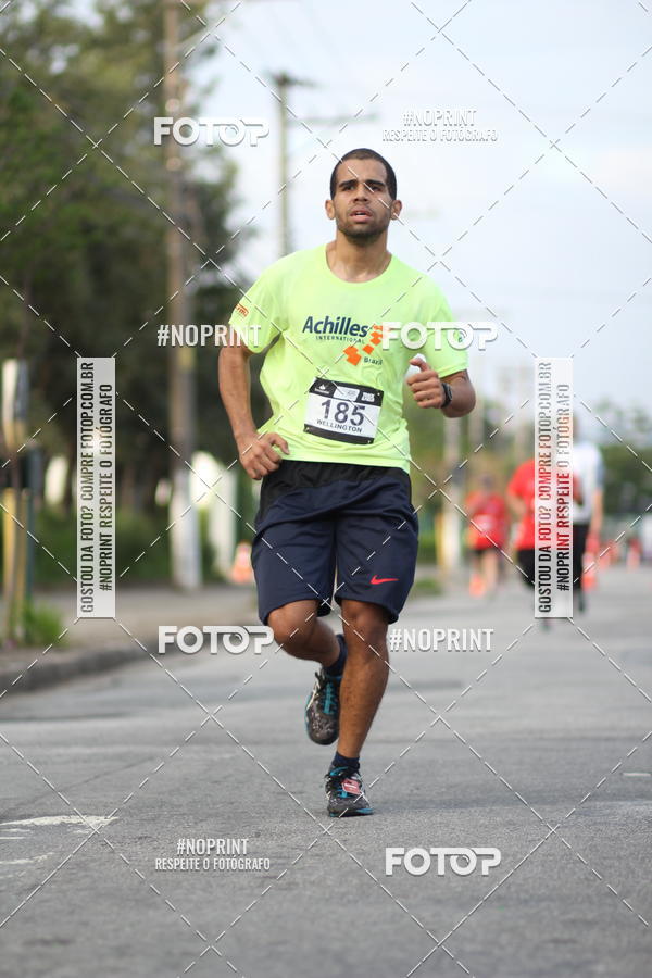 Achetez vos photos de l'vnementSantander Track&Field Run Series - Cidade Center Norte sur Fotop