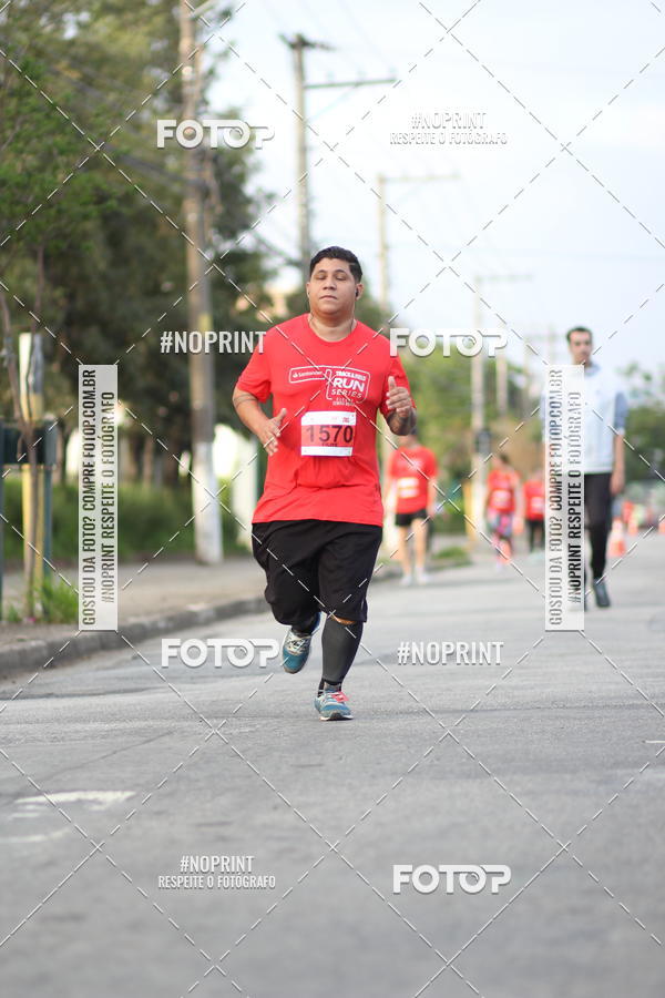 Achetez vos photos de l'vnementSantander Track&Field Run Series - Cidade Center Norte sur Fotop