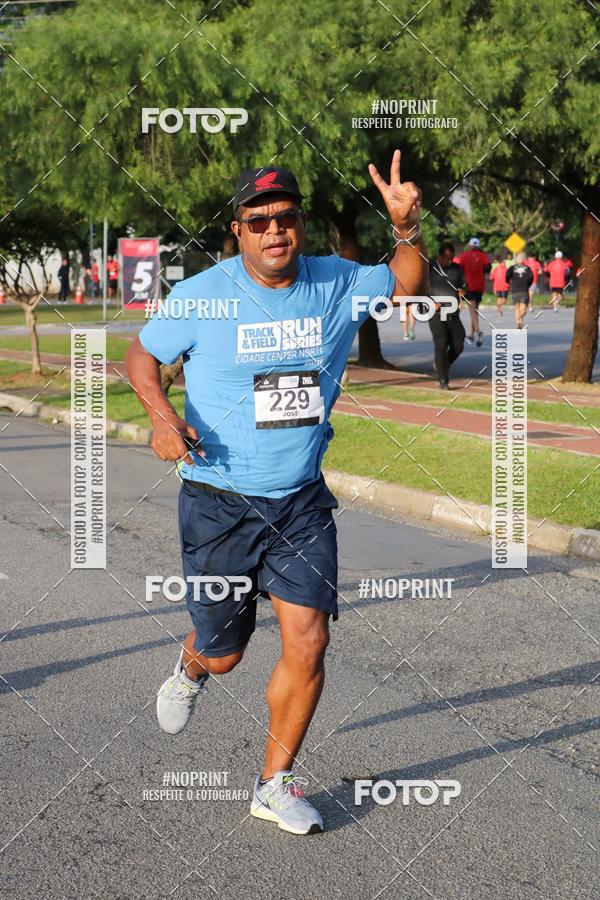 Compre suas fotos do eventoSantander Track&Field Run Series - Cidade Center Norte no Fotop