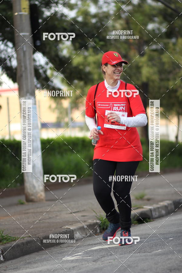 Compra tus fotos del eventoSantander Track&Field Run Series - Cidade Center Norte En Fotop