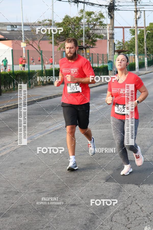 Compre suas fotos do eventoSantander Track&Field Run Series - Cidade Center Norte no Fotop