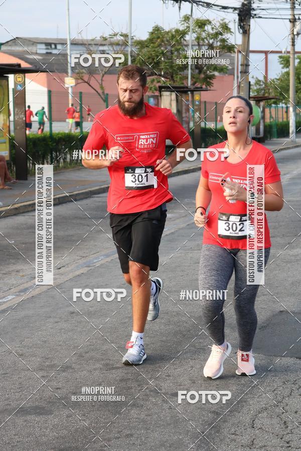 Compre as suas fotos do eventoSantander Track&Field Run Series - Cidade Center Norte no Fotop
