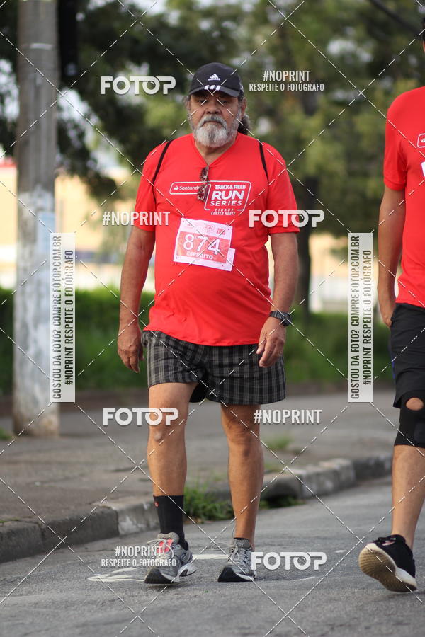 Achetez vos photos de l'vnementSantander Track&Field Run Series - Cidade Center Norte sur Fotop