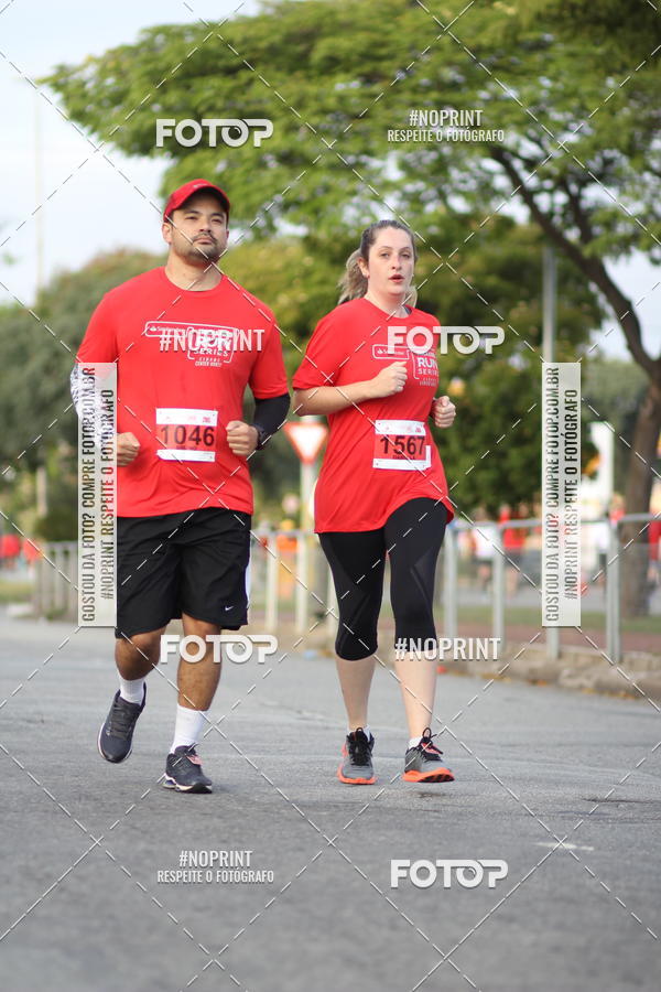 Achetez vos photos de l'vnementSantander Track&Field Run Series - Cidade Center Norte sur Fotop