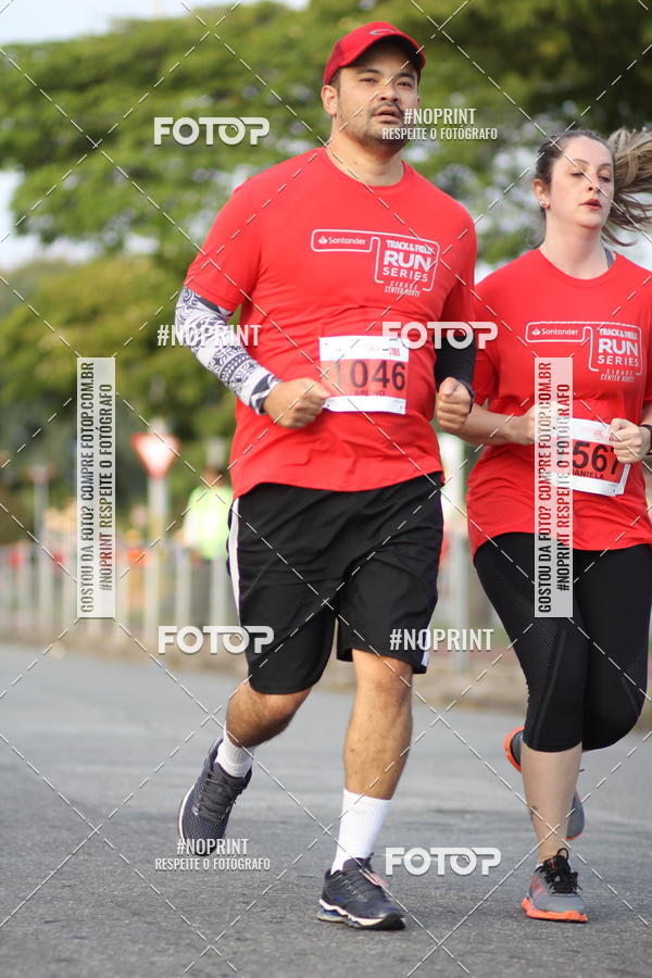 Achetez vos photos de l'vnementSantander Track&Field Run Series - Cidade Center Norte sur Fotop
