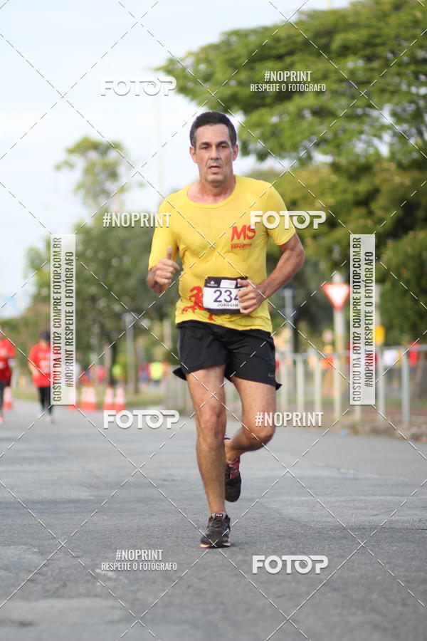 Achetez vos photos de l'vnementSantander Track&Field Run Series - Cidade Center Norte sur Fotop