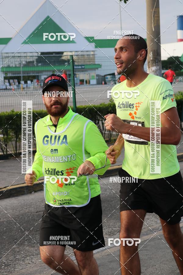 Compre as suas fotos do eventoSantander Track&Field Run Series - Cidade Center Norte no Fotop