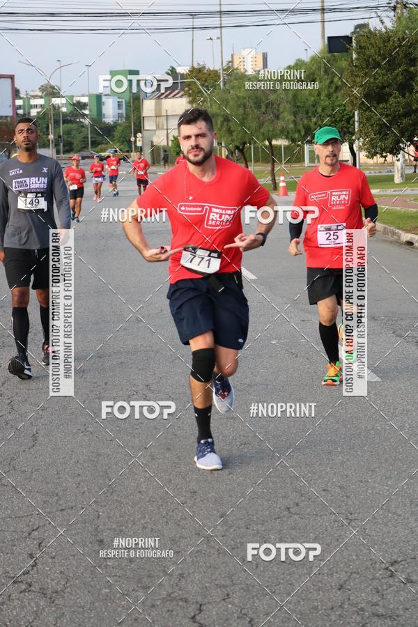 Compre as suas fotos do eventoSantander Track&Field Run Series - Cidade Center Norte no Fotop