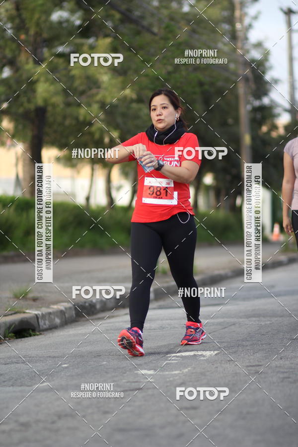 Compra tus fotos del eventoSantander Track&Field Run Series - Cidade Center Norte En Fotop