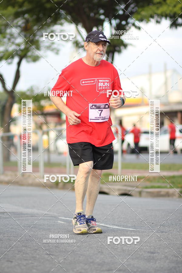 Compra tus fotos del eventoSantander Track&Field Run Series - Cidade Center Norte En Fotop