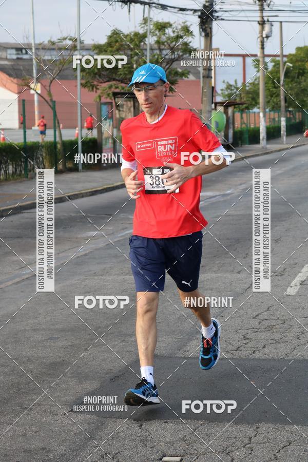 Achetez vos photos de l'vnementSantander Track&Field Run Series - Cidade Center Norte sur Fotop