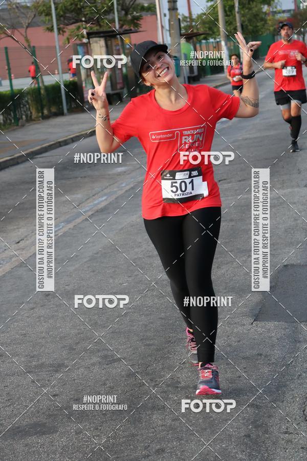 Achetez vos photos de l'vnementSantander Track&Field Run Series - Cidade Center Norte sur Fotop