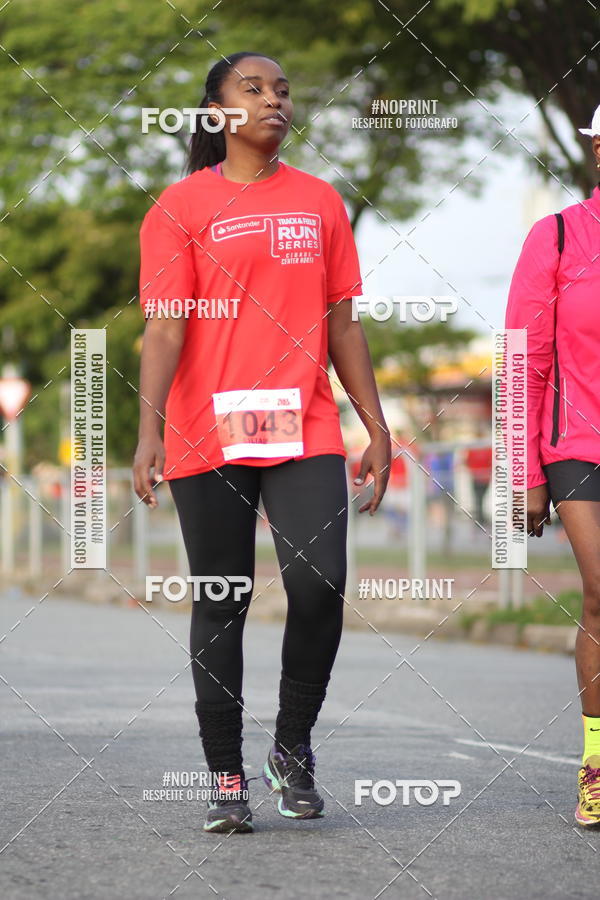 Achetez vos photos de l'vnementSantander Track&Field Run Series - Cidade Center Norte sur Fotop