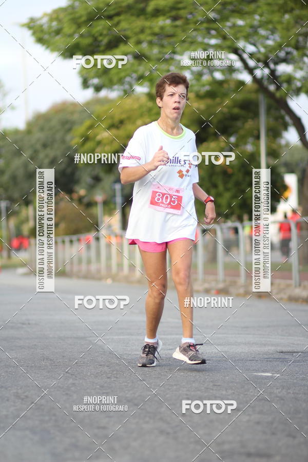 Achetez vos photos de l'vnementSantander Track&Field Run Series - Cidade Center Norte sur Fotop