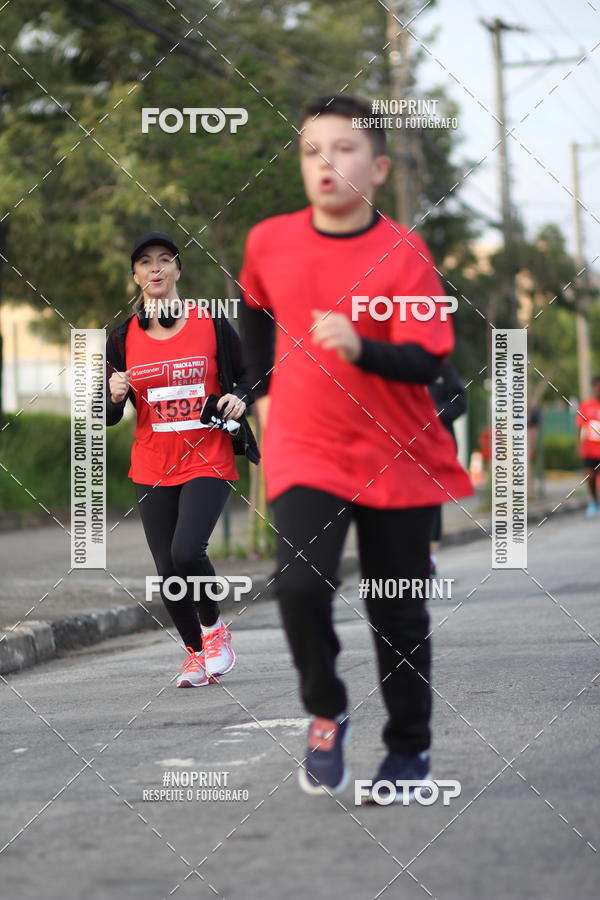 Achetez vos photos de l'vnementSantander Track&Field Run Series - Cidade Center Norte sur Fotop