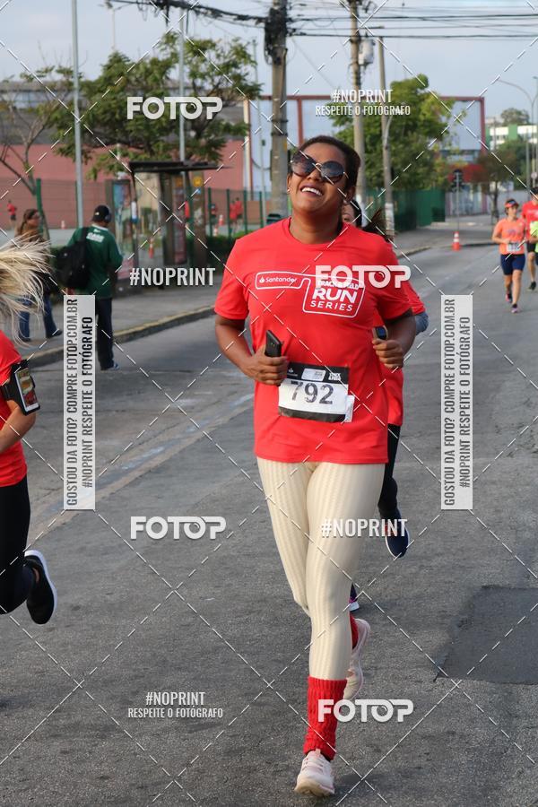 Achetez vos photos de l'vnementSantander Track&Field Run Series - Cidade Center Norte sur Fotop