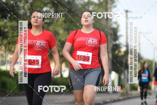 Achetez vos photos de l'vnementSantander Track&Field Run Series - Cidade Center Norte sur Fotop