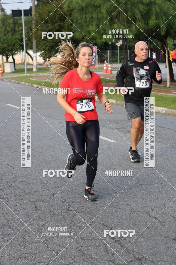 Achetez vos photos de l'vnementSantander Track&Field Run Series - Cidade Center Norte sur Fotop