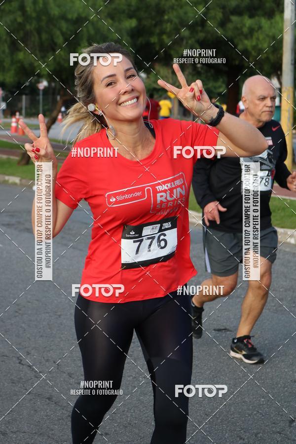 Achetez vos photos de l'vnementSantander Track&Field Run Series - Cidade Center Norte sur Fotop