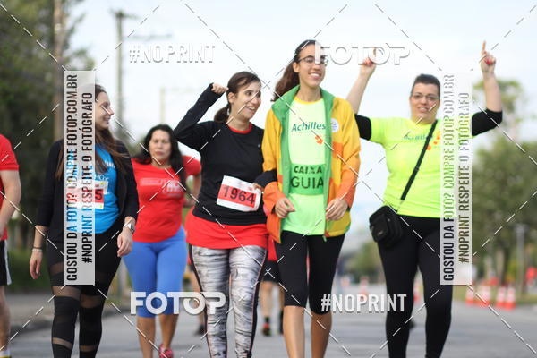 Achetez vos photos de l'vnementSantander Track&Field Run Series - Cidade Center Norte sur Fotop