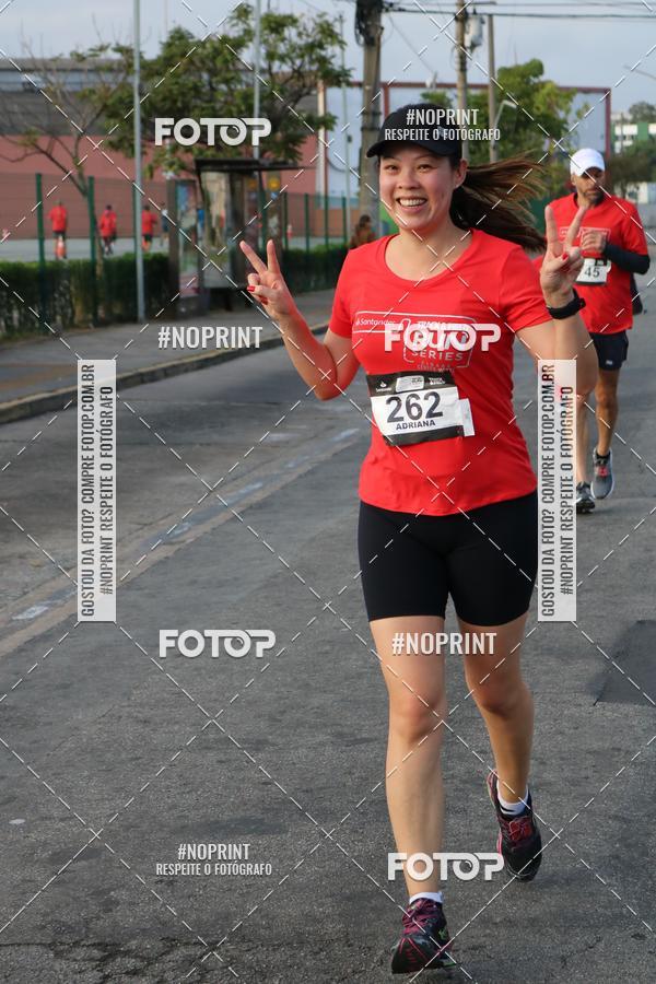 Achetez vos photos de l'vnementSantander Track&Field Run Series - Cidade Center Norte sur Fotop
