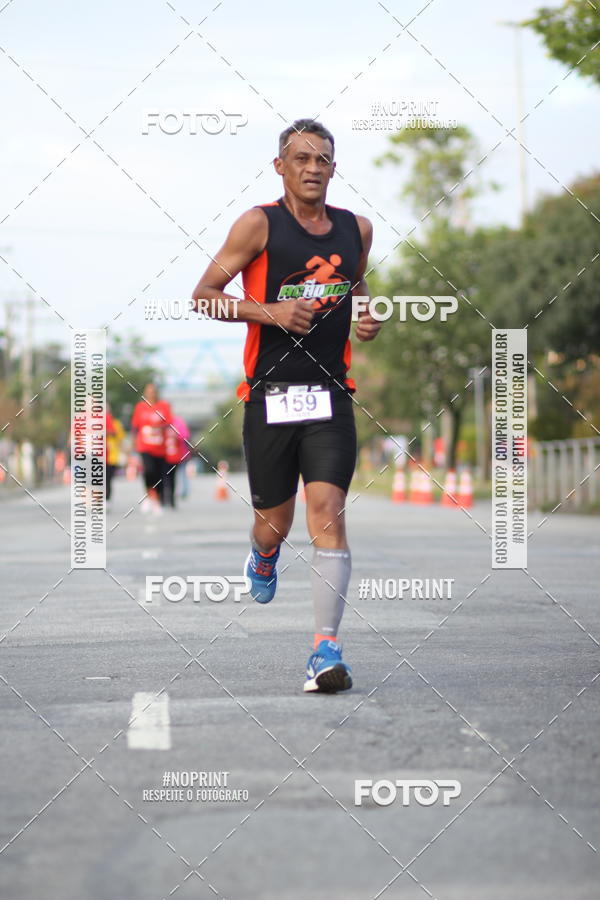 Achetez vos photos de l'vnementSantander Track&Field Run Series - Cidade Center Norte sur Fotop