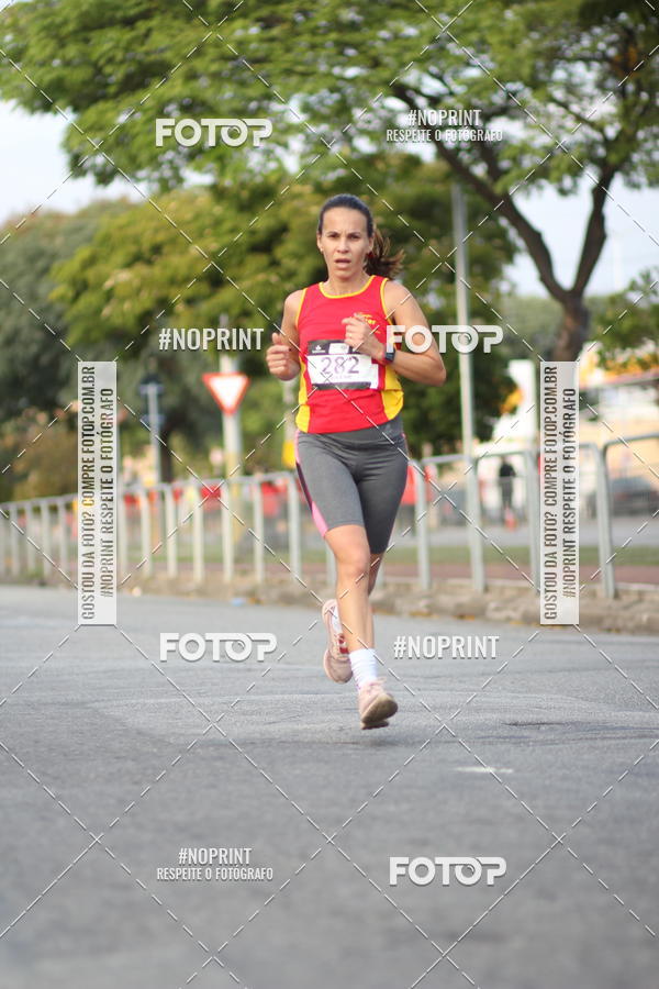 Compra tus fotos del eventoSantander Track&Field Run Series - Cidade Center Norte En Fotop