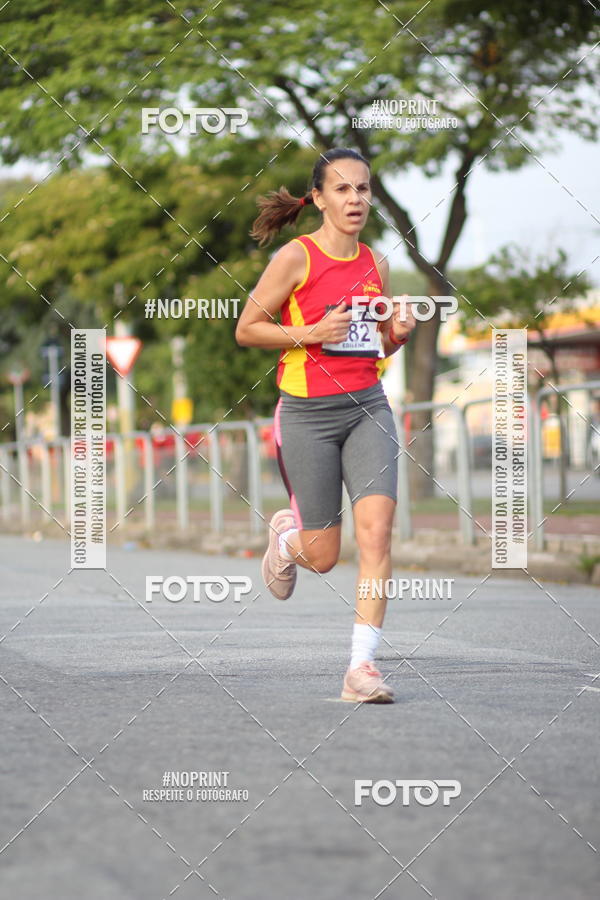 Compra tus fotos del eventoSantander Track&Field Run Series - Cidade Center Norte En Fotop