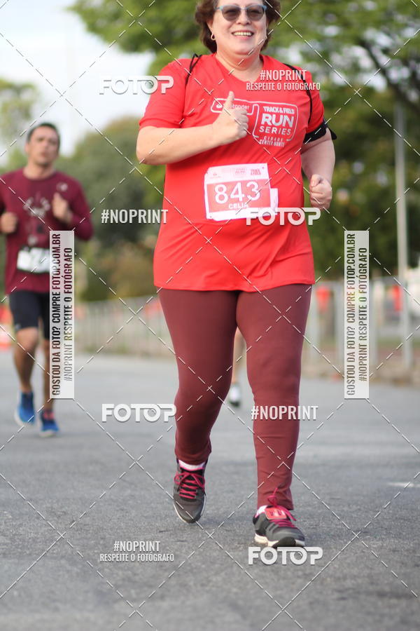 Compra tus fotos del eventoSantander Track&Field Run Series - Cidade Center Norte En Fotop
