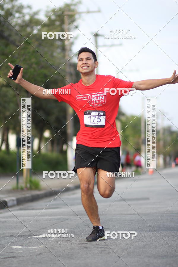 Compre suas fotos do eventoSantander Track&Field Run Series - Cidade Center Norte no Fotop