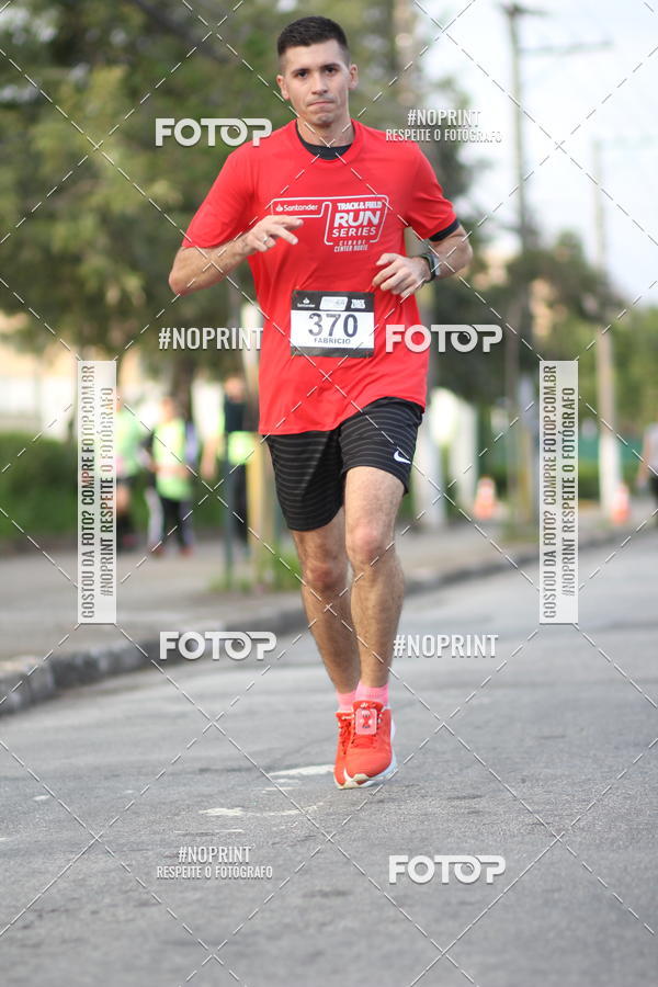 Compre suas fotos do eventoSantander Track&Field Run Series - Cidade Center Norte no Fotop