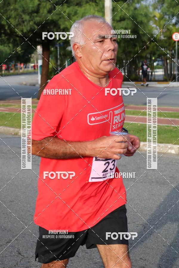 Compra tus fotos del eventoSantander Track&Field Run Series - Cidade Center Norte En Fotop