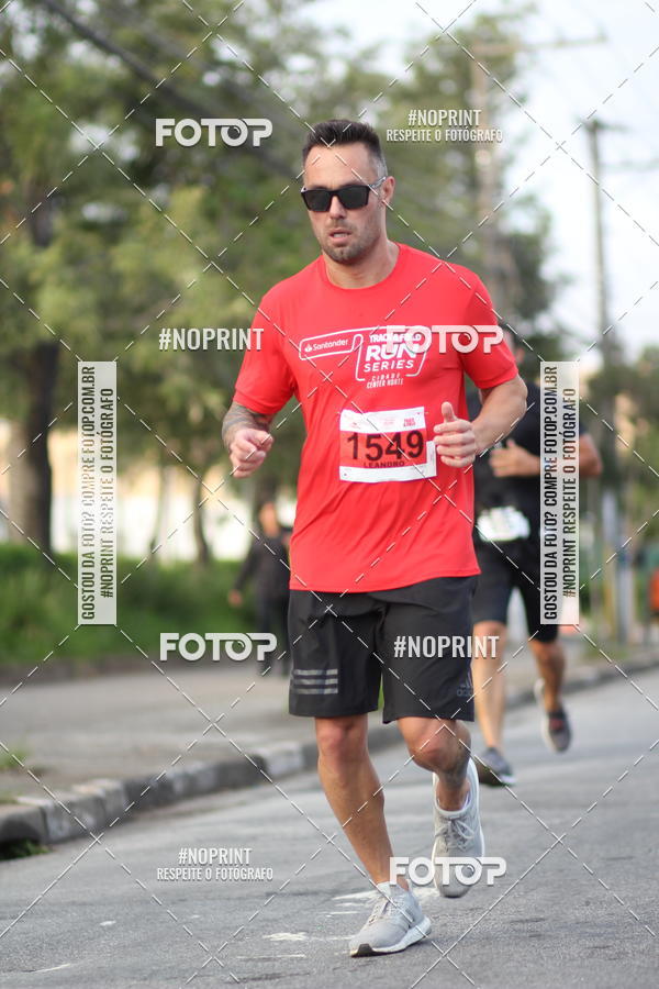 Achetez vos photos de l'vnementSantander Track&Field Run Series - Cidade Center Norte sur Fotop