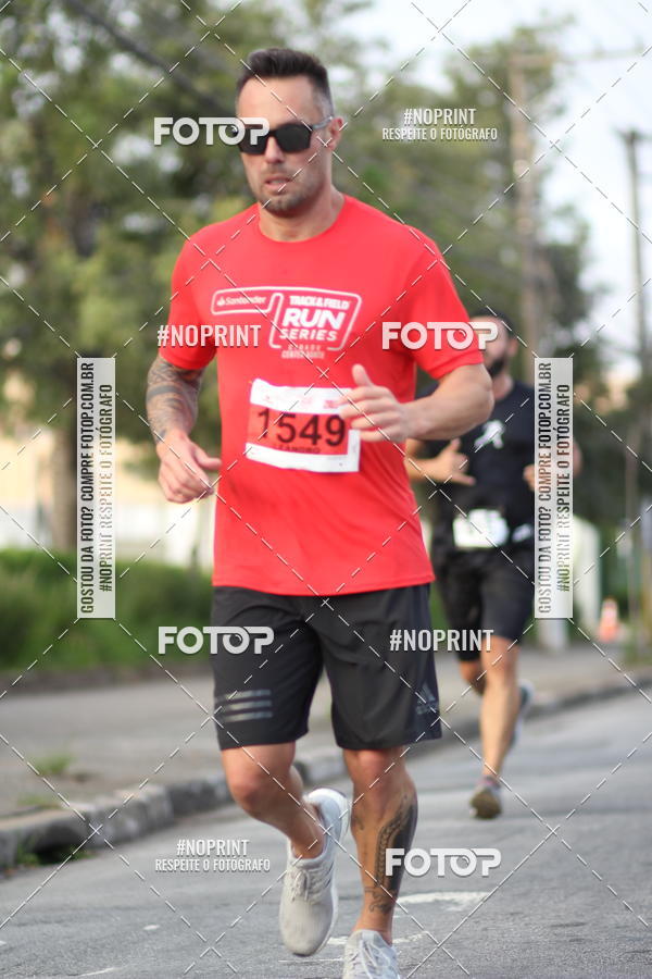 Achetez vos photos de l'vnementSantander Track&Field Run Series - Cidade Center Norte sur Fotop