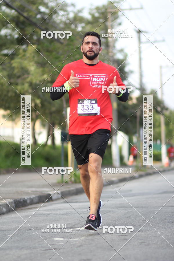 Achetez vos photos de l'vnementSantander Track&Field Run Series - Cidade Center Norte sur Fotop