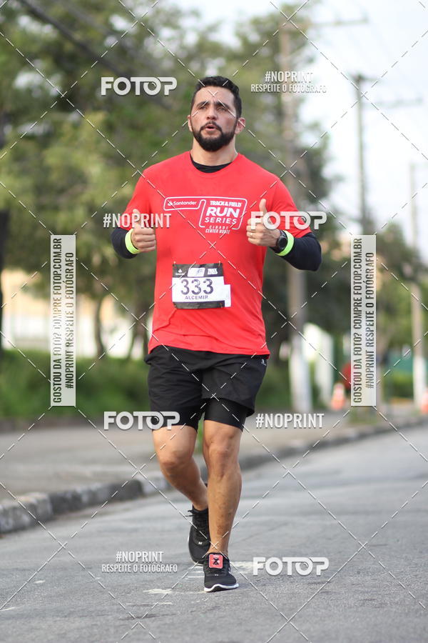 Achetez vos photos de l'vnementSantander Track&Field Run Series - Cidade Center Norte sur Fotop