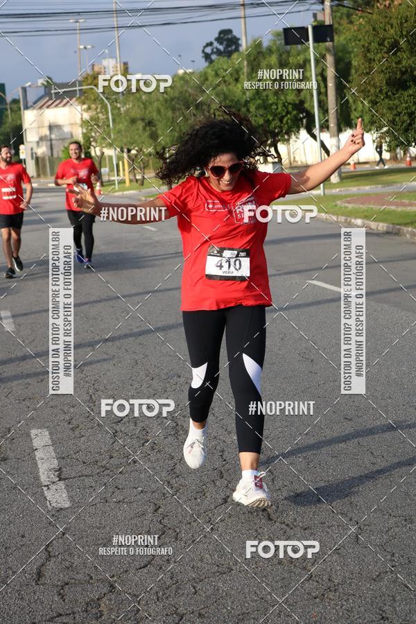 Compre as suas fotos do eventoSantander Track&Field Run Series - Cidade Center Norte no Fotop