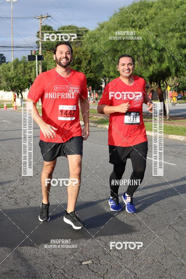 Compre as suas fotos do eventoSantander Track&Field Run Series - Cidade Center Norte no Fotop
