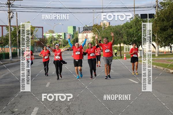 Compre as suas fotos do eventoSantander Track&Field Run Series - Cidade Center Norte no Fotop