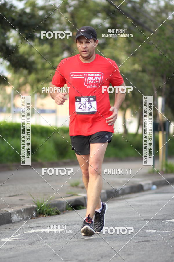 Achetez vos photos de l'vnementSantander Track&Field Run Series - Cidade Center Norte sur Fotop