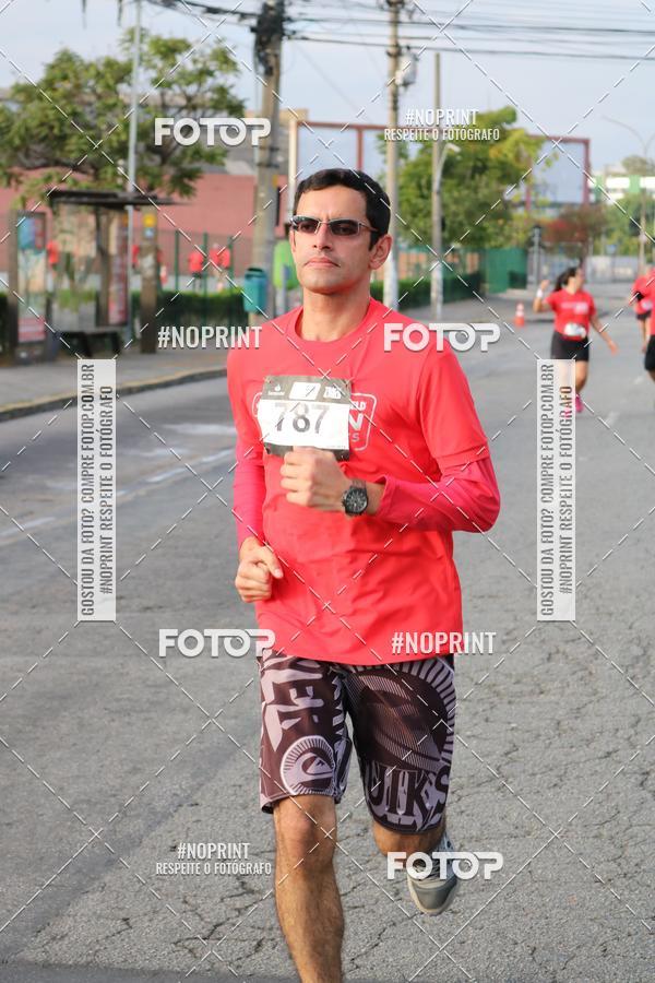Compre as suas fotos do eventoSantander Track&Field Run Series - Cidade Center Norte no Fotop