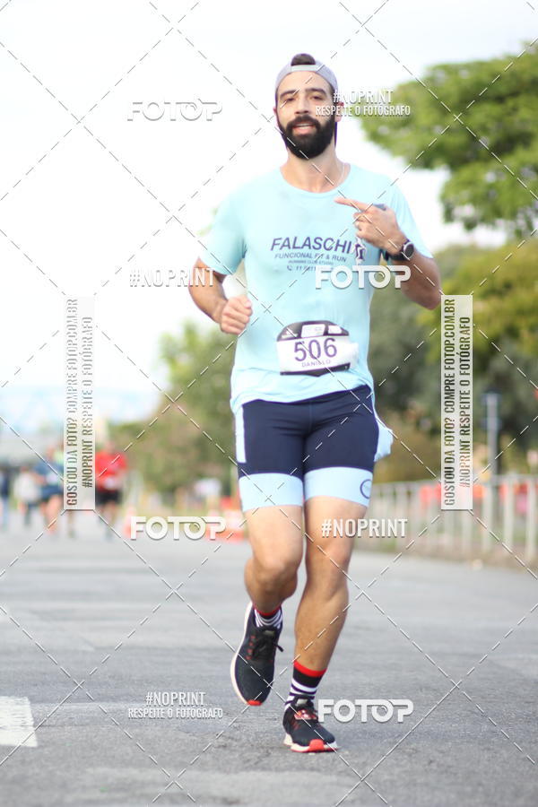Compra tus fotos del eventoSantander Track&Field Run Series - Cidade Center Norte En Fotop