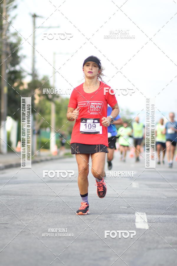 Compra tus fotos del eventoSantander Track&Field Run Series - Cidade Center Norte En Fotop